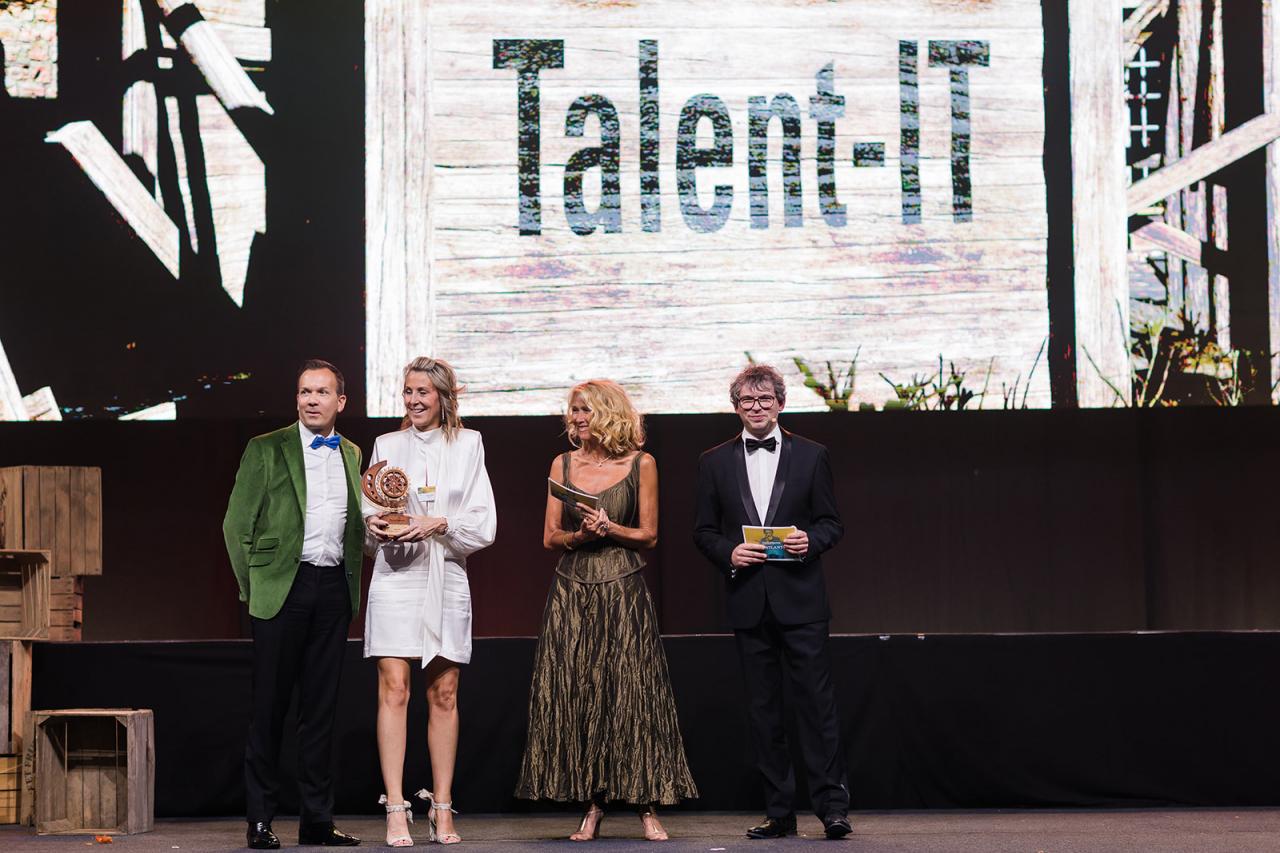 Talent-IT wint een Data News Award! 🎉